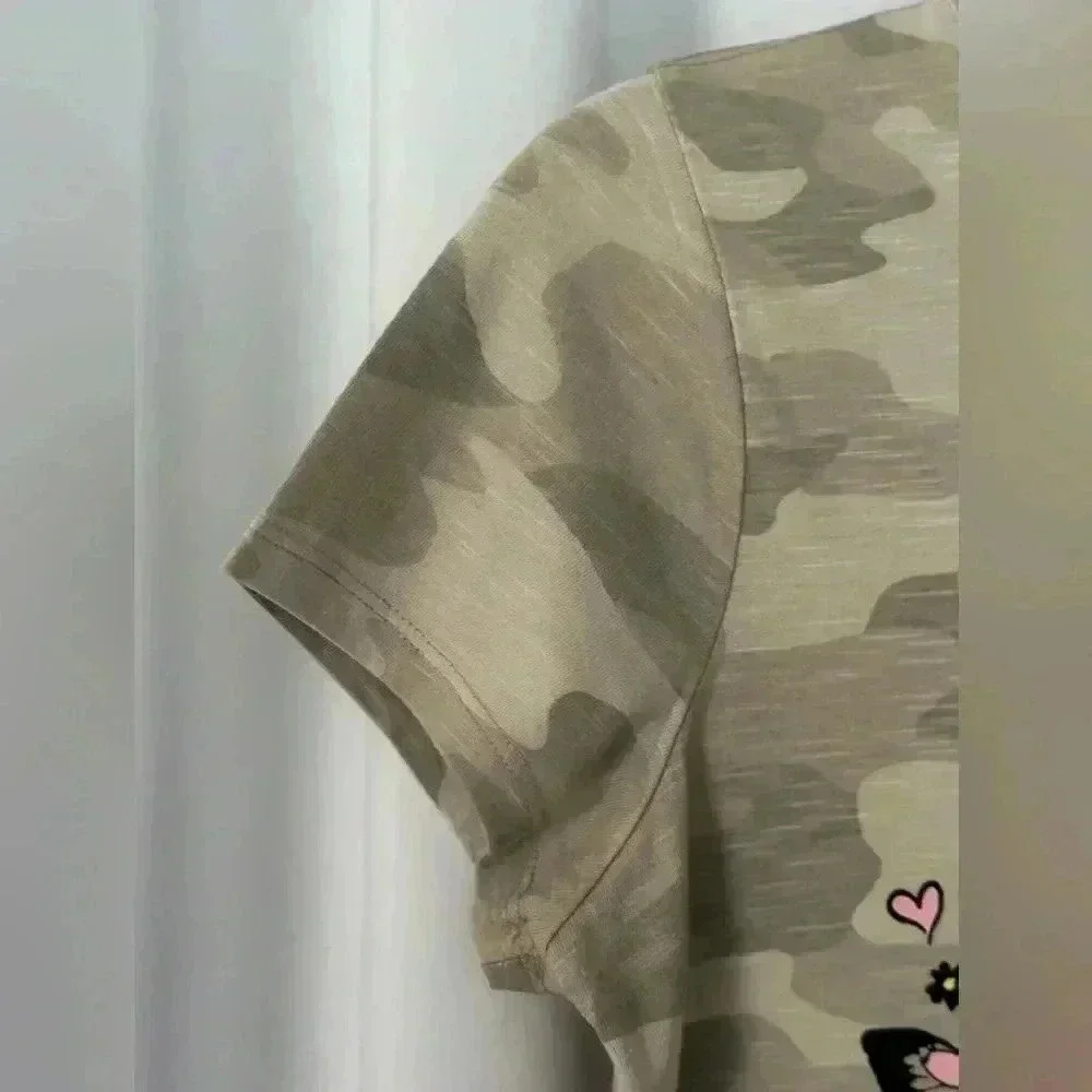 SO Girls Graphic Peace Sign Short Sleeve Camo T-shirt (606)
